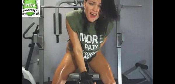  Webcam Model Gym Squirt